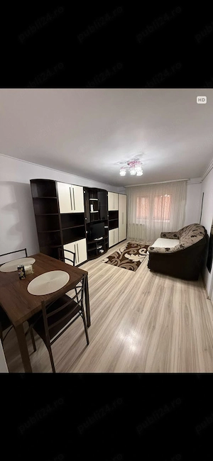 Vand apartament 2 camere in oras Ramnicu Sarat,aproape de Bela Italia  - imagine 2