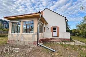 Casa solida cu teren intravilan de 1.555 mp, Sebis, jud. Arad - imagine 13