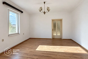Casa solida cu teren intravilan de 1.555 mp, Sebis, jud. Arad - imagine 5