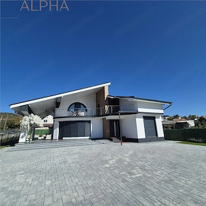 CASA DE LUX DE VANZARE IN CRAINIMAT | 245 MP UTILI | TEREN 1.218 MP | EXCLUSIVITATE - imagine 2