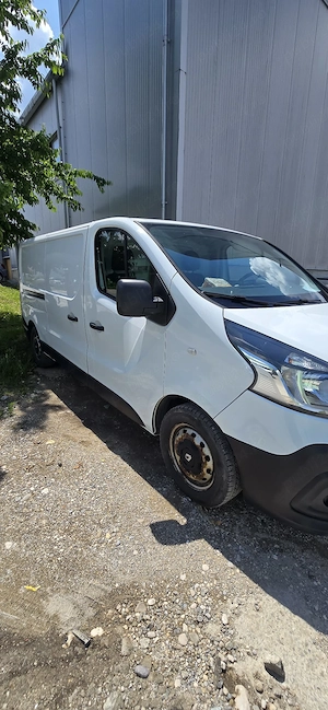 De vanzare Renault Trafic long 2019, 120000 Km - imagine 8