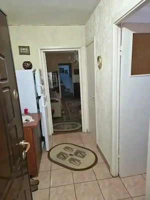 Proprietar , vand apartament 2 camere, semidecomandat la parter - imagine 5