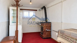 Casă 7 camere | Teren 2.656 mp | Românești | 146 S.U.T. | Gaz +Curent - imagine 9