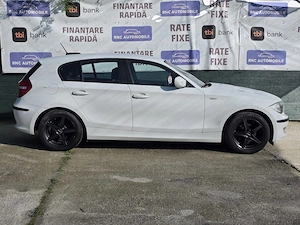 BMW SERIE 1 2010 2,0 benzina 122 cp - imagine 8