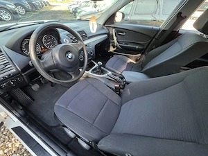 BMW SERIE 1 2010 2,0 benzina 122 cp - imagine 6