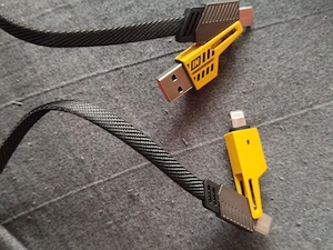 cablu telefon 4 in 1