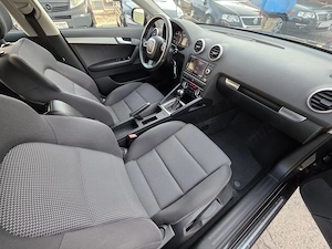 Audi A3 S-TRONIC 2011 2,0 tdi 140 cp - imagine 6