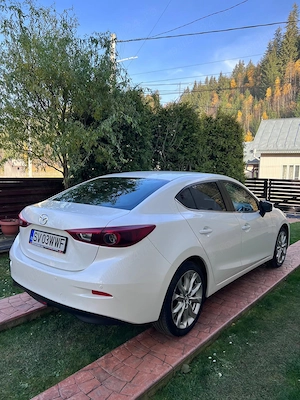 Vând Mazda 3 Sedan, 2.2 Skyactiv-D, 150 CP, cutie manuală 6 trepte, prima înmatriculare 01.2015, - imagine 2