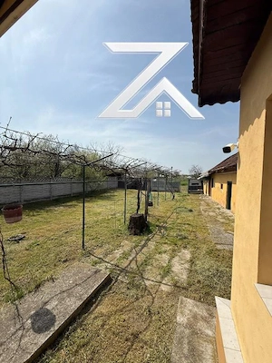 CASĂ CU TEREN 1.090 MP ÎN PIELEȘTI | DESCHIDERE 18 M | 93.000 € - imagine 3