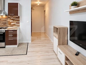 Apartament 3 camere, 50 mp, zona Cetate - imagine 4