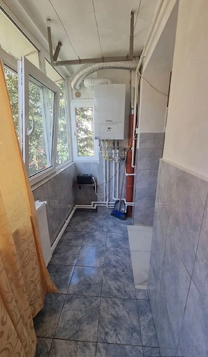 Închiriez apartament cu doua camere, decomandat, zona Campus universitar  - imagine 5