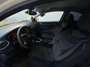 Ford Focus Mk2 2009 Hatchback - imagine 5