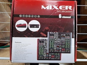 Mixer Lomeho 6 canale ,cu amplificator 2x100Wts pe 4 Ohmi, usb , casti si de toate 