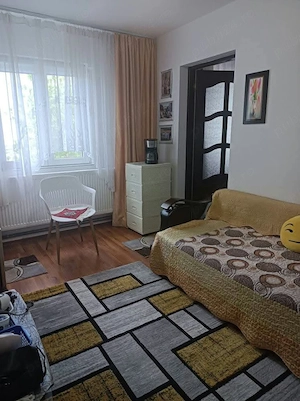 vand apartament 2cam.