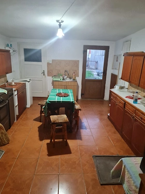 Casa de vanzare in Lipova - imagine 2