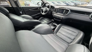 Kia Sorento Platinum Edition 2016 | 2.2 CRDi 200 CP | Diesel | Automată | SUV | Import - imagine 3