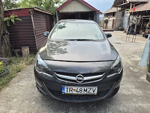 Opel Astra 2016