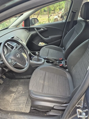 Opel Astra 2016 - imagine 10