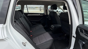 Volkswagen Passat Variant 2.0 TDI SCR BMT 4MOTION Highline 2017 | 150 CP | Diesel | Manuală | Combi  - imagine 11