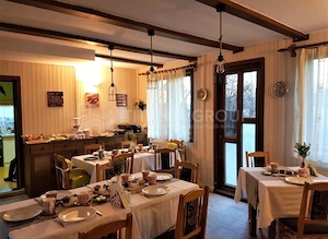 Pensiune, vilă și cafenea în Bran - Business funcțional, teren 2200 mp - imagine 9