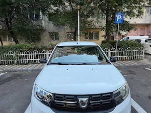 Vând Logan 2019 