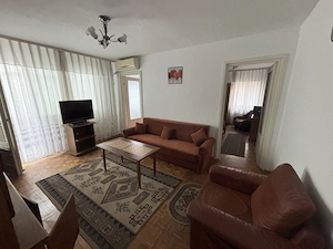 Închiriez apartament cu 4 camere la preț de 2 camere , Constanta 