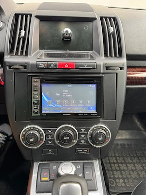 Landrover Freelander 2 HSE TD4 - imagine 2