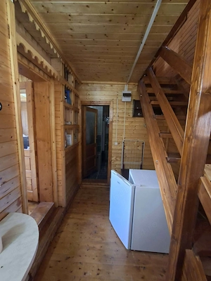 Casă de vacanță din lemn, 50 mp   Tulgheș, la strada principală ( drum asfaltat), lângă pârâul Putna - imagine 7
