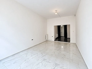 Spatiu comercial central de inchiriat - imagine 2