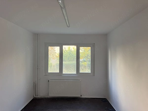 Vand spatiu comercial zona Big  - imagine 3