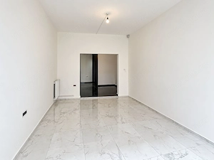 Spatiu comercial central de inchiriat - imagine 4