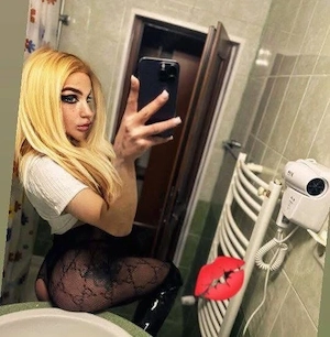 Millf Transex Pofticioasa si Jucăușa Show Web