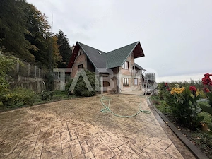 Casa cu potential de investitie 7 camere foisor 4 bazine de pesti  - imagine 2