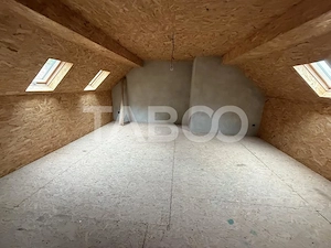 Casa cu potential de investitie 7 camere foisor 4 bazine de pesti  - imagine 14