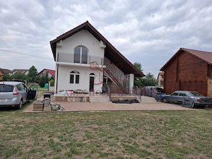 Casă 5 camere, 2 niveluri, intrări și utilități separate – Șag - imagine 3