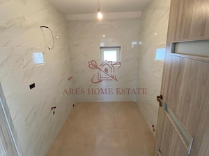 Casă 5 camere, 2 niveluri, intrări și utilități separate – Șag - imagine 12