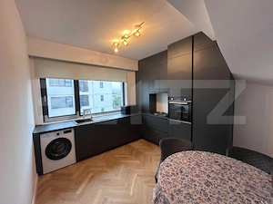 Apartament de lux cu 3 camere, zona centrala - imagine 2