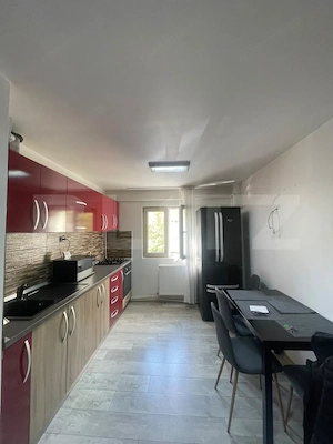 Apartament cu 2 camere, decomandat, la cheie – Piața Mărăști, etaj 1 - imagine 2