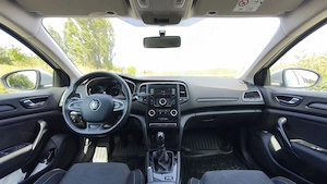 Vând Renault Megane IV 1.3 TCe benzină, 115 CP, cutie manuală, an 2019, 68.000 km. - imagine 3