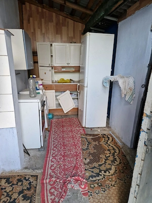 Vând casa urgent  - imagine 3