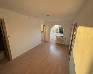 Apartament cu 3 camere - imagine 2