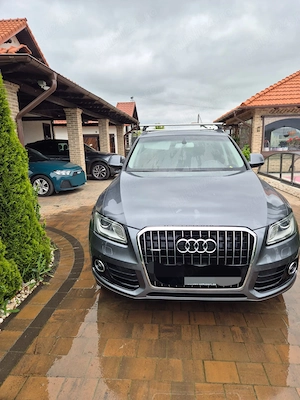 Vând AUDI Q5 2014