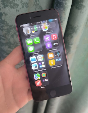 iPhone SE 2 Red Edițion  - imagine 3