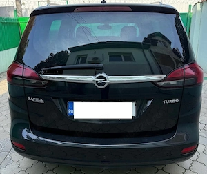 Opel Zafira Tourer 2012 1.4 benz 7 locuri - imagine 2