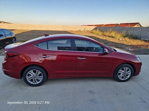 Vand autoturism Hyundai Elantra - imagine 9