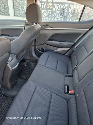 Vand autoturism Hyundai Elantra - imagine 5