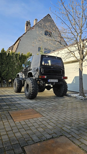 Suzuki Samurai  The Beast    1.3 an 1988 - imagine 3