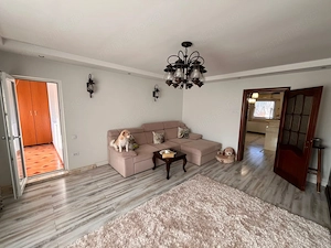 3 Camere | Centrală Proprie | Parcare | Decomandat - imagine 3