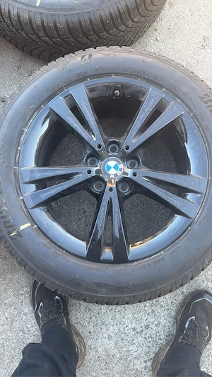 Jenti BMW cu anvelope de iarna - imagine 4