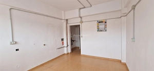 Resita Policlinica Centru Cabinete Medicale de la 12 Mp la 50 Mp - imagine 19